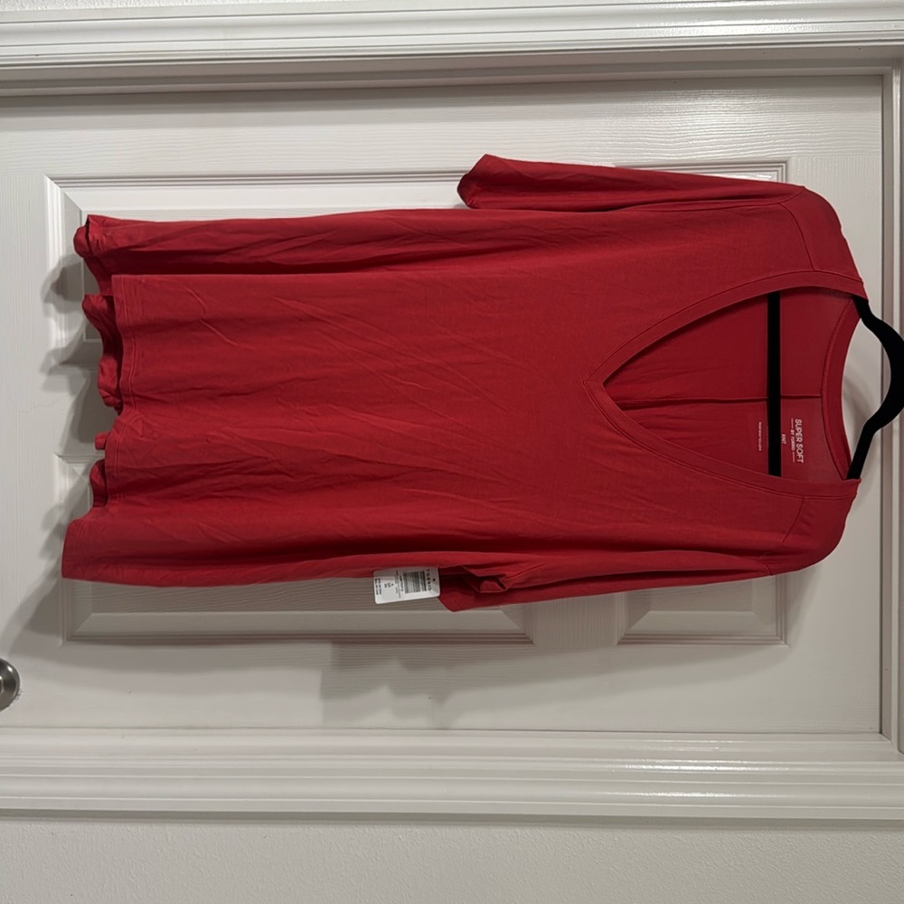 Torrid super soft v neck